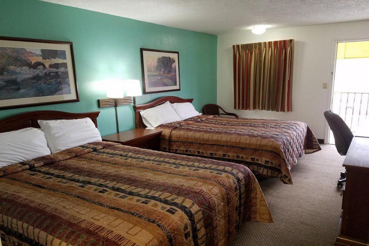 Indy Southwestern Inn-South อินเดียนาโพลิส ภายนอก รูปภาพ