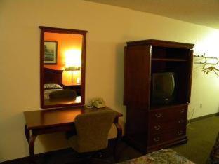 Indy Southwestern Inn-South อินเดียนาโพลิส ห้อง รูปภาพ