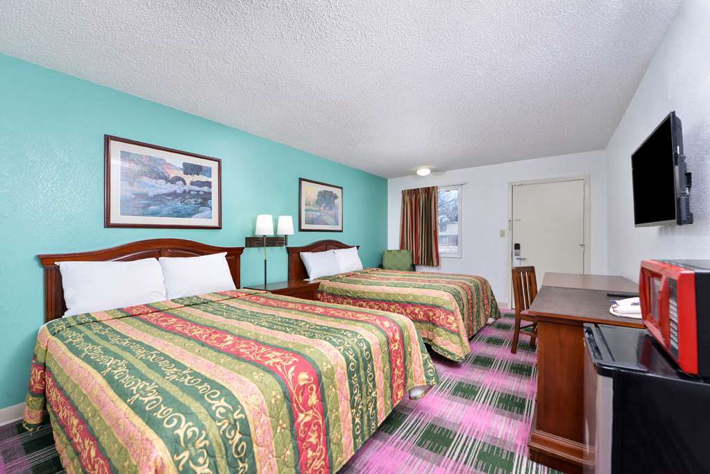 Indy Southwestern Inn-South อินเดียนาโพลิส ห้อง รูปภาพ